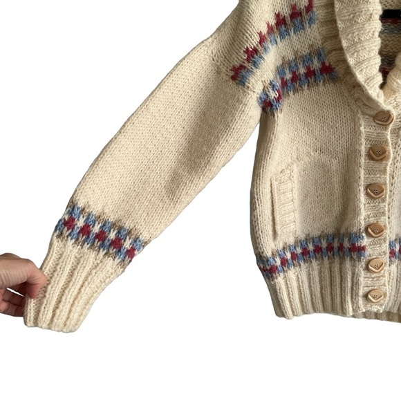 HAND KNIT Wool Chunky Knit Button Front Cardigan Sweater Cream Blue L - Picture 2 of 7